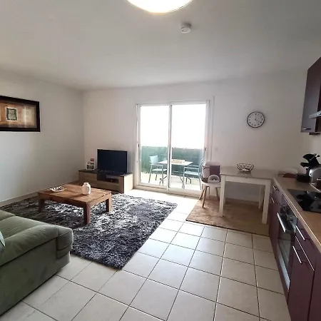 T2 ,proche De La Apartment San-Martino-di-Lota